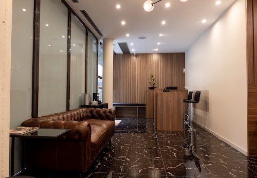 Clínica Keller logo