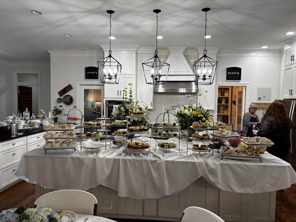 COTTAGE CAFE exterior