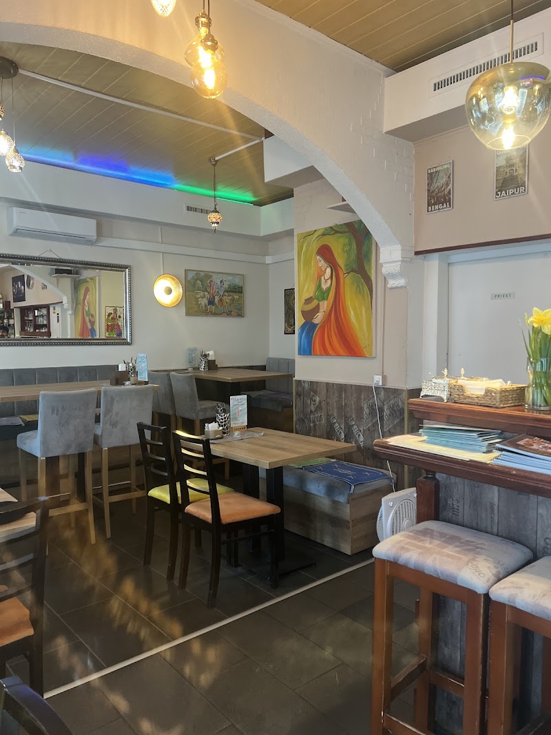 Delhi House of Best Curry Indian Restaurant and Bistro photo 6