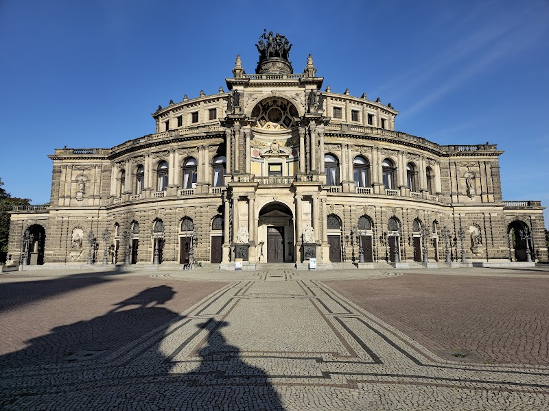 Опера Земпера: что важно знать перед визитом
