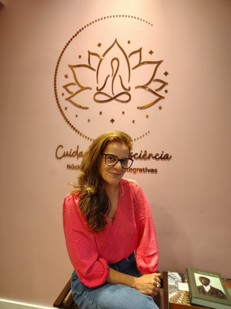 Foto de Nutricionista Dra Patrícia Neri Cavalcanti | Transformo a Saúde de Mulheres com Ciência e Acolhimento.