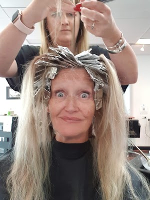 Hair Lounge Cut Colour Style photo 2