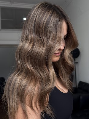 Mane Studio By J photo 2