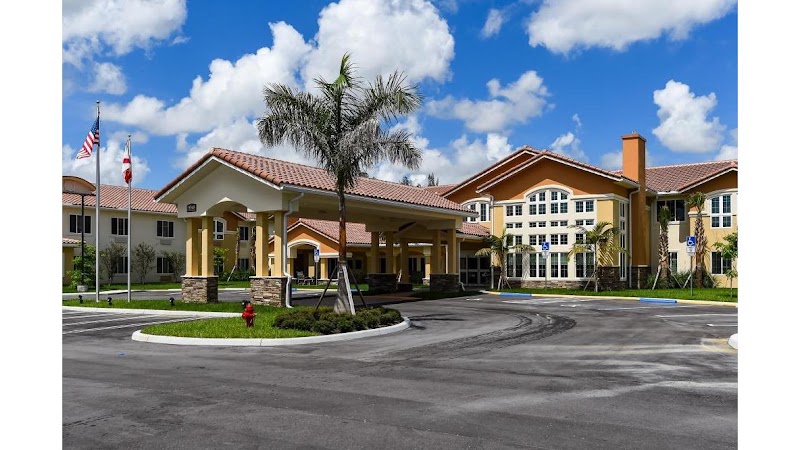 Elegance At Lake Worth