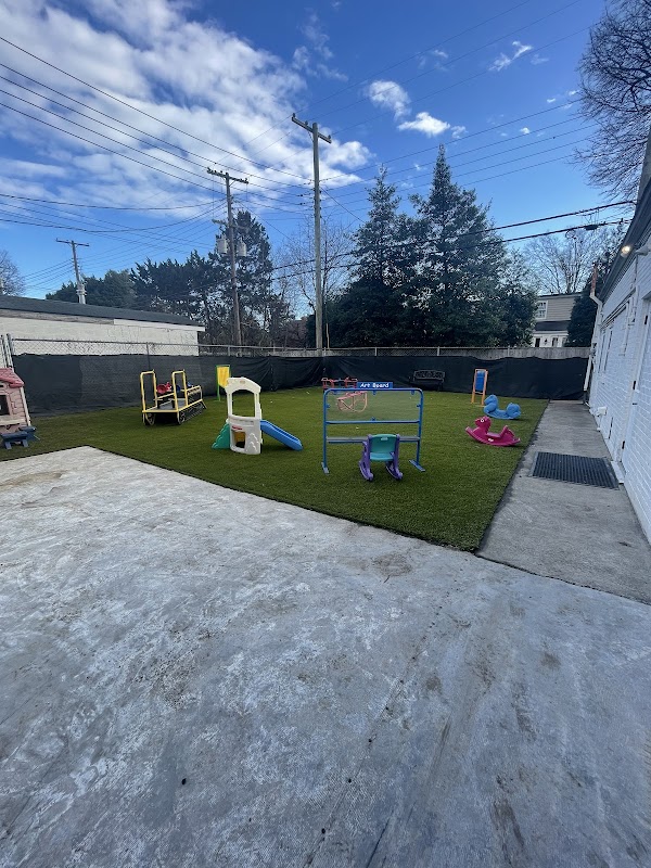 Photo by Little Hands Academy