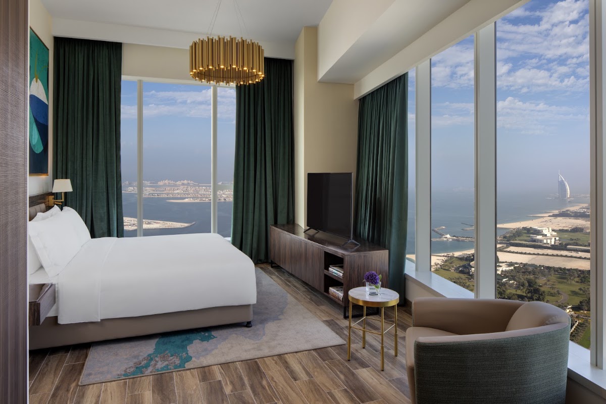 Avani+ Palm View Dubai Hotel & Suites 2