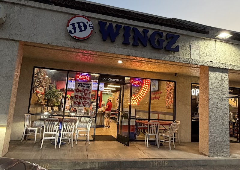 JD's WINGZ & THINGZ photo 1