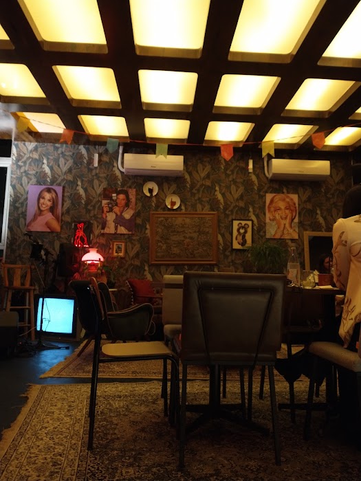 Out! Rooftop fotoğraf 1