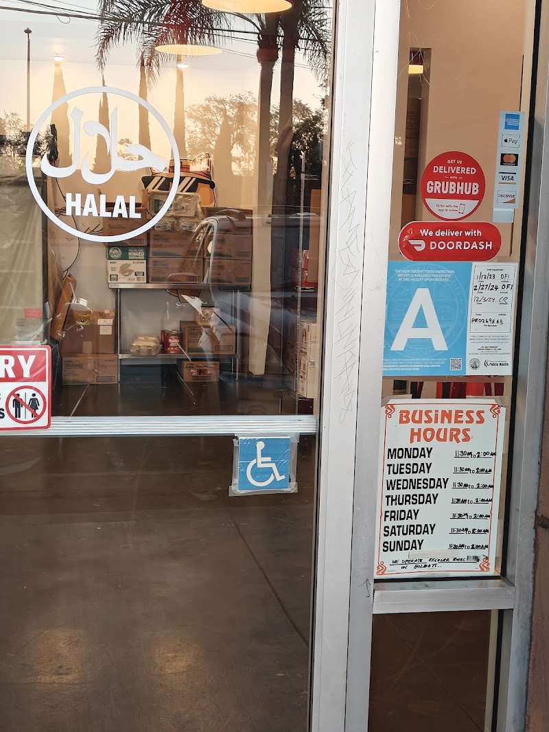 Dogs Chicks (halal) photo 5