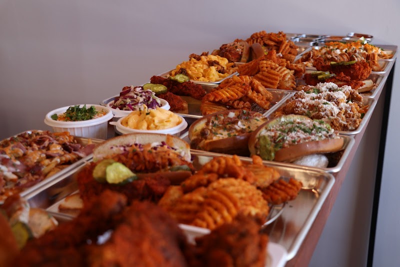 Dogs Chicks (halal) photo 2