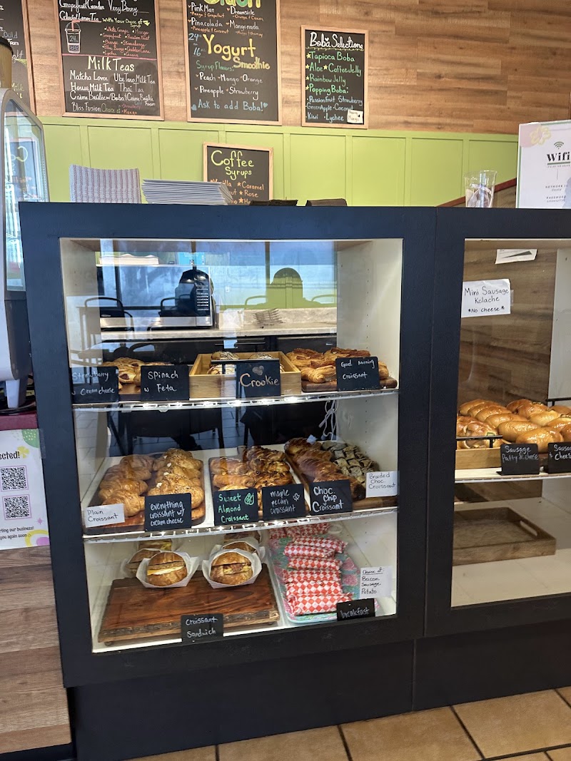 Petalia brews & bites photo 4