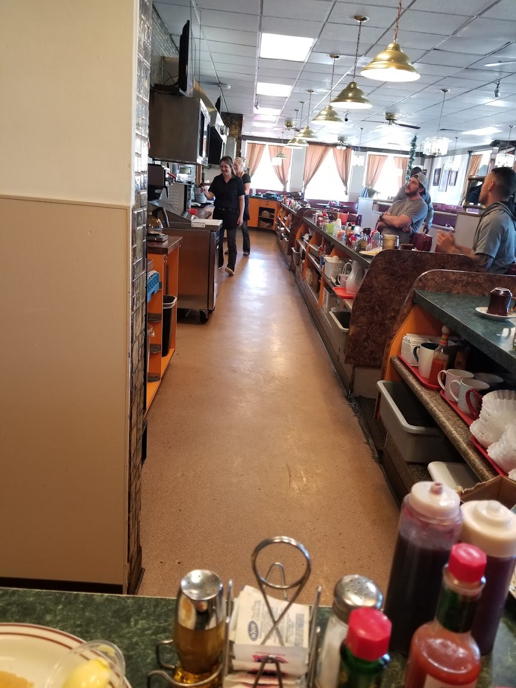 Flo’s Pancake House