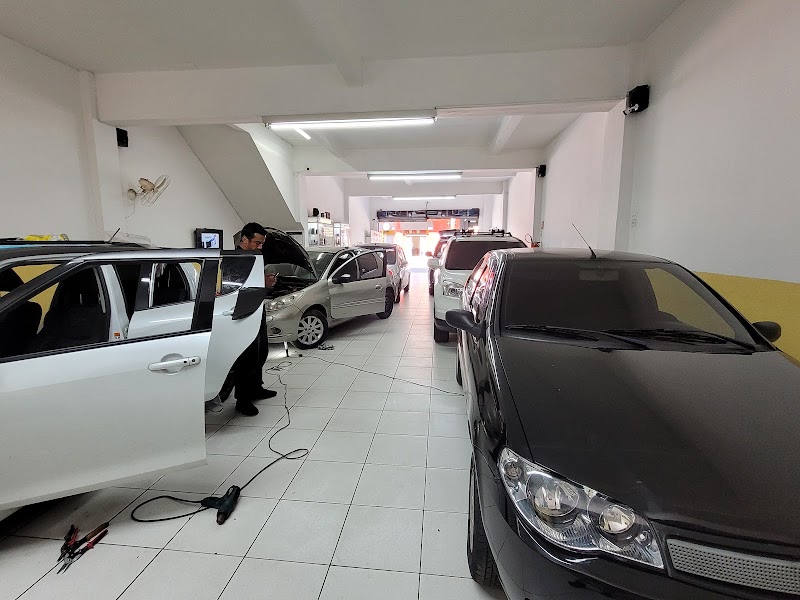 Foto de DAVSOM - SERVIÇOS AUTOMOTIVOS