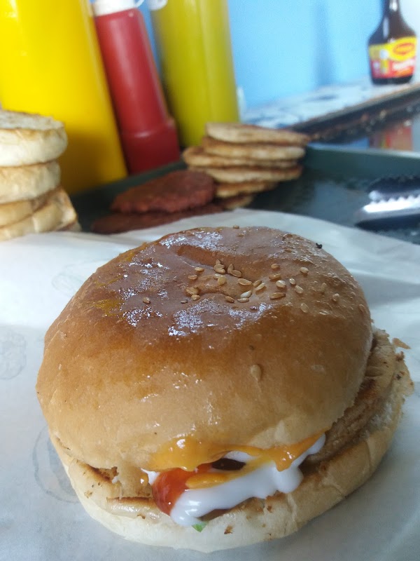 Ar Burger Stall - Photo 1