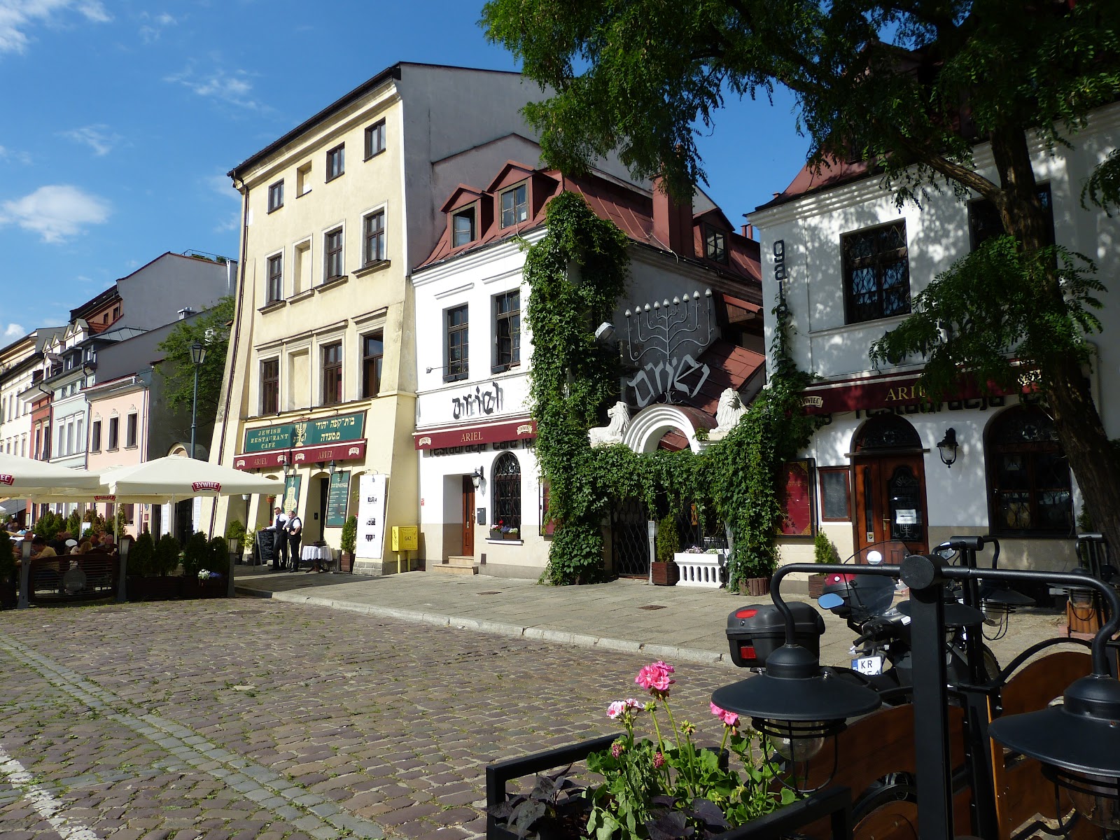 Szeroka Street