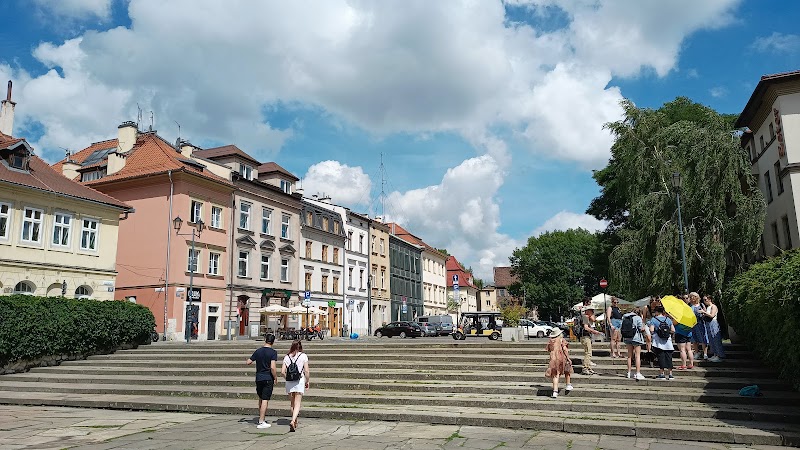 Szeroka Street