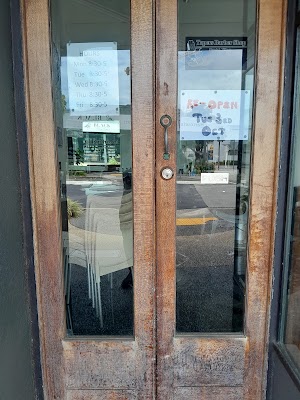 Tapers Barber Shop photo 2