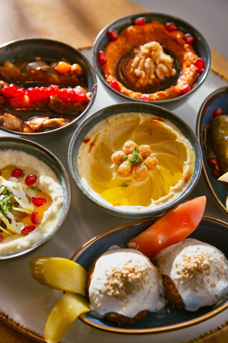 Sol de Beirut Palacio Madrid photo 3