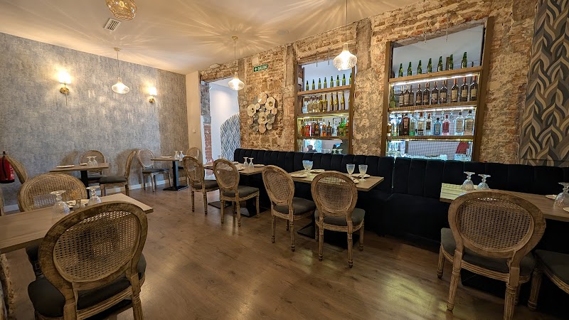 Sol de Beirut Palacio Madrid photo 6