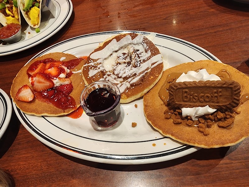 Mimi's Cafe photo 3