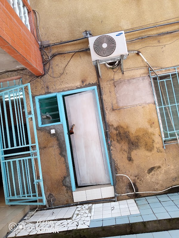 CLINIC LECHING - Photo 3