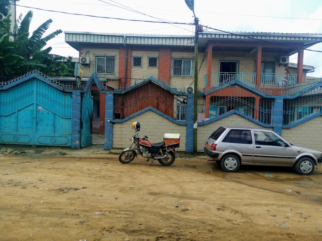 CLINIC LECHING - Photo 4