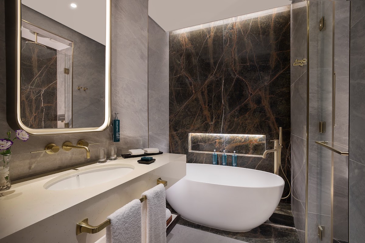 Embassy Suites by Hilton Dubai Business Bay 4