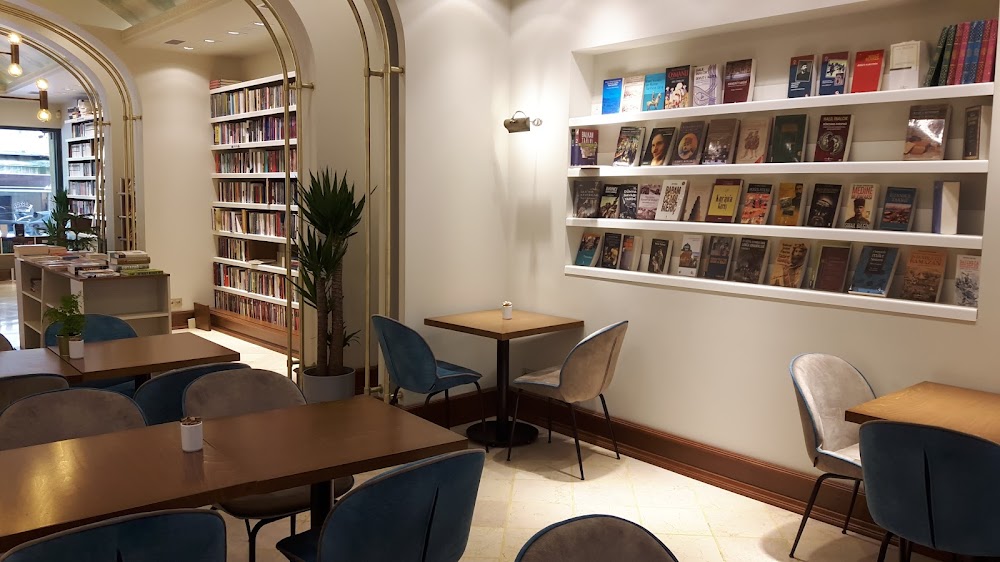 İstanbul Kitap Kahve fotoğraf 1