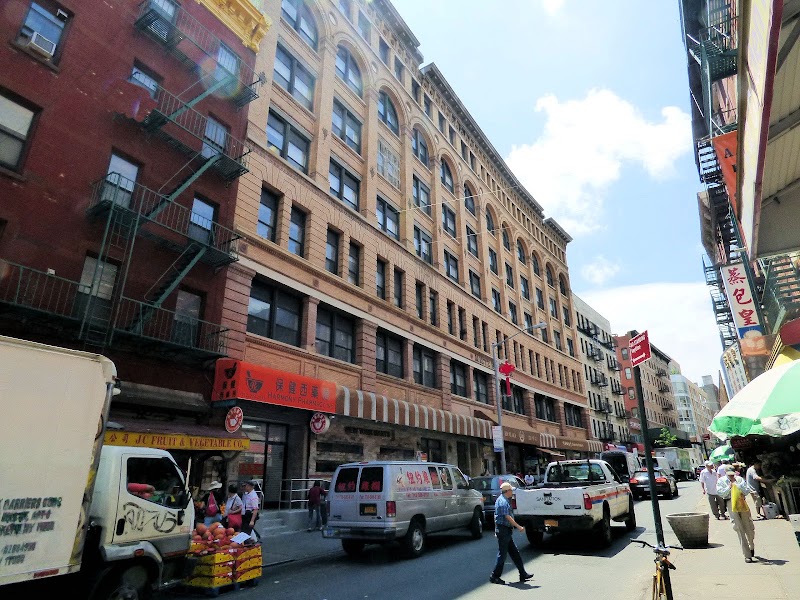 128 Mott Street