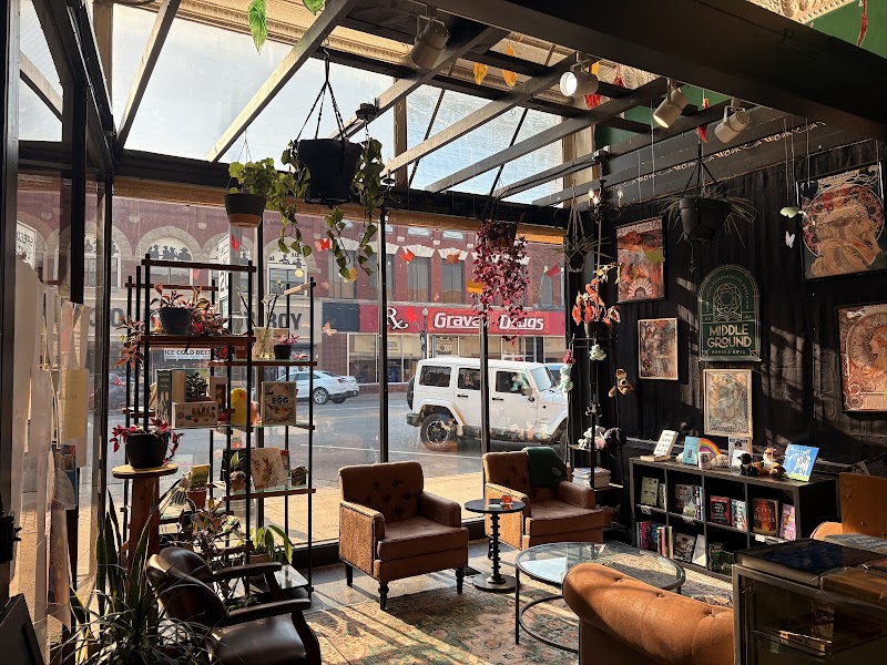 Middle Ground Books photo 3