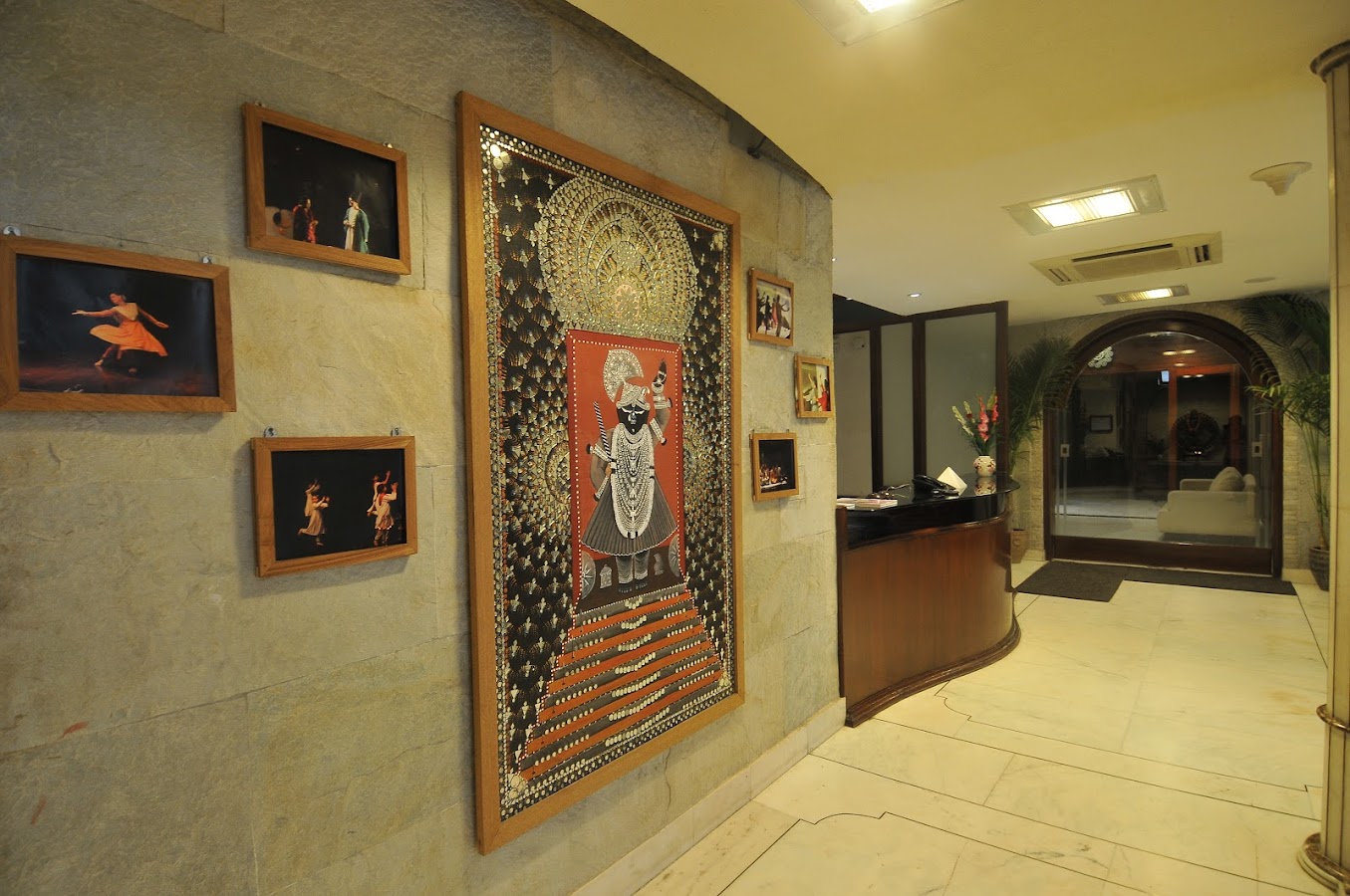 Saraswati Music College