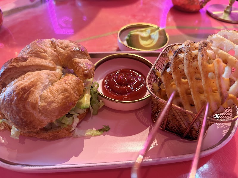 AMO the Pink Cafe in El Paso photo 4