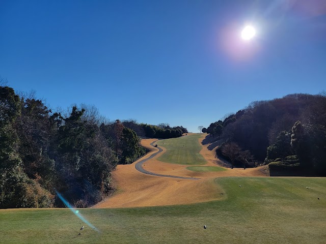 Ōmurasaki Golf Club - Photo 4