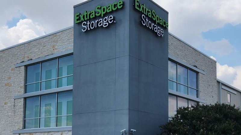 Extra Space Storage