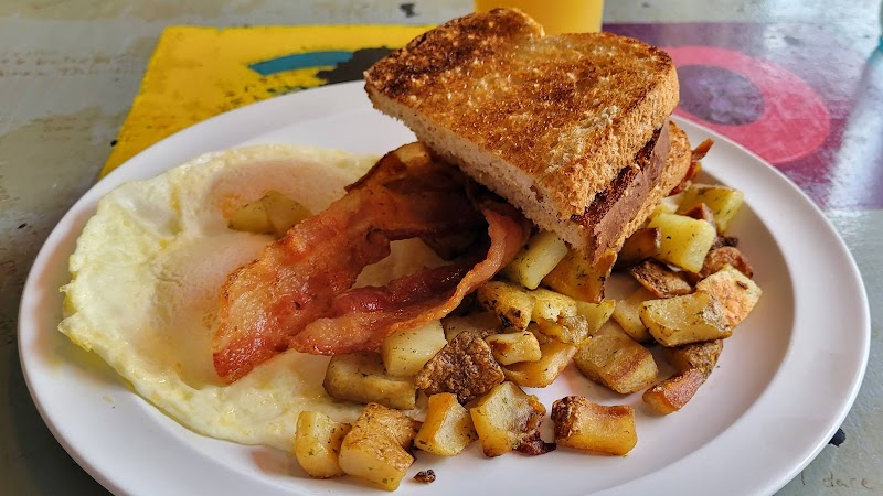 Harbaugh's Cafe photo 2