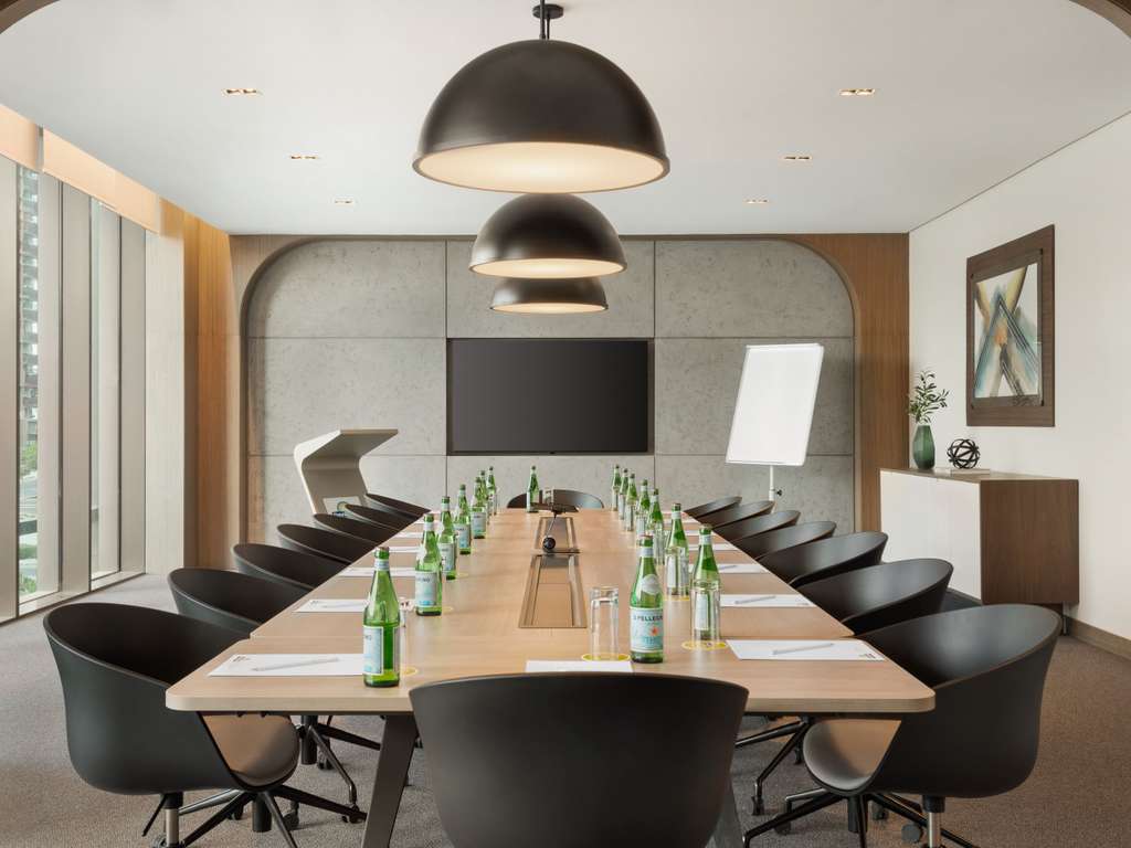Mercure Dubai Gold District 4