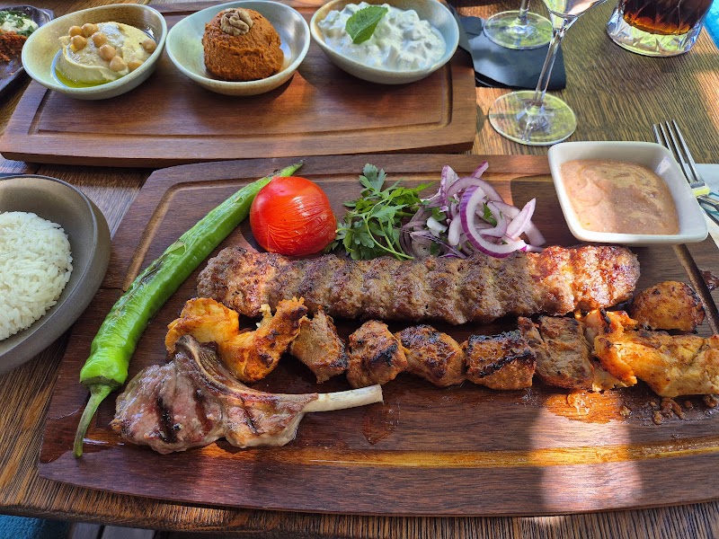 Türkiz Restaurant Budapest photo 6