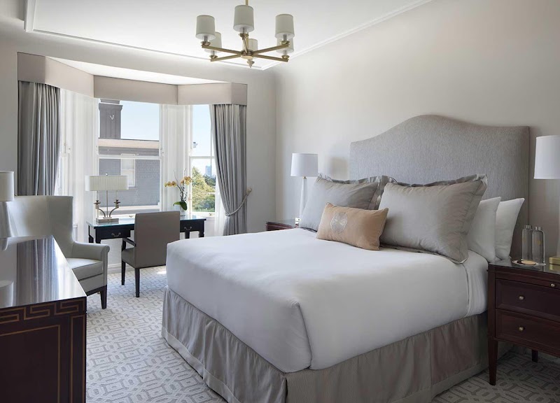 Spacious, elegantly furnished rooms with luxury amenities