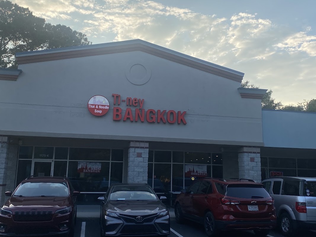 Ti-Ney Bangkok Folly photo 5