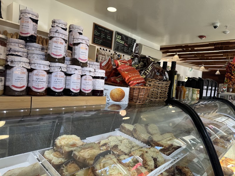 Les Pascals Patisserie et Boulangerie photo 2