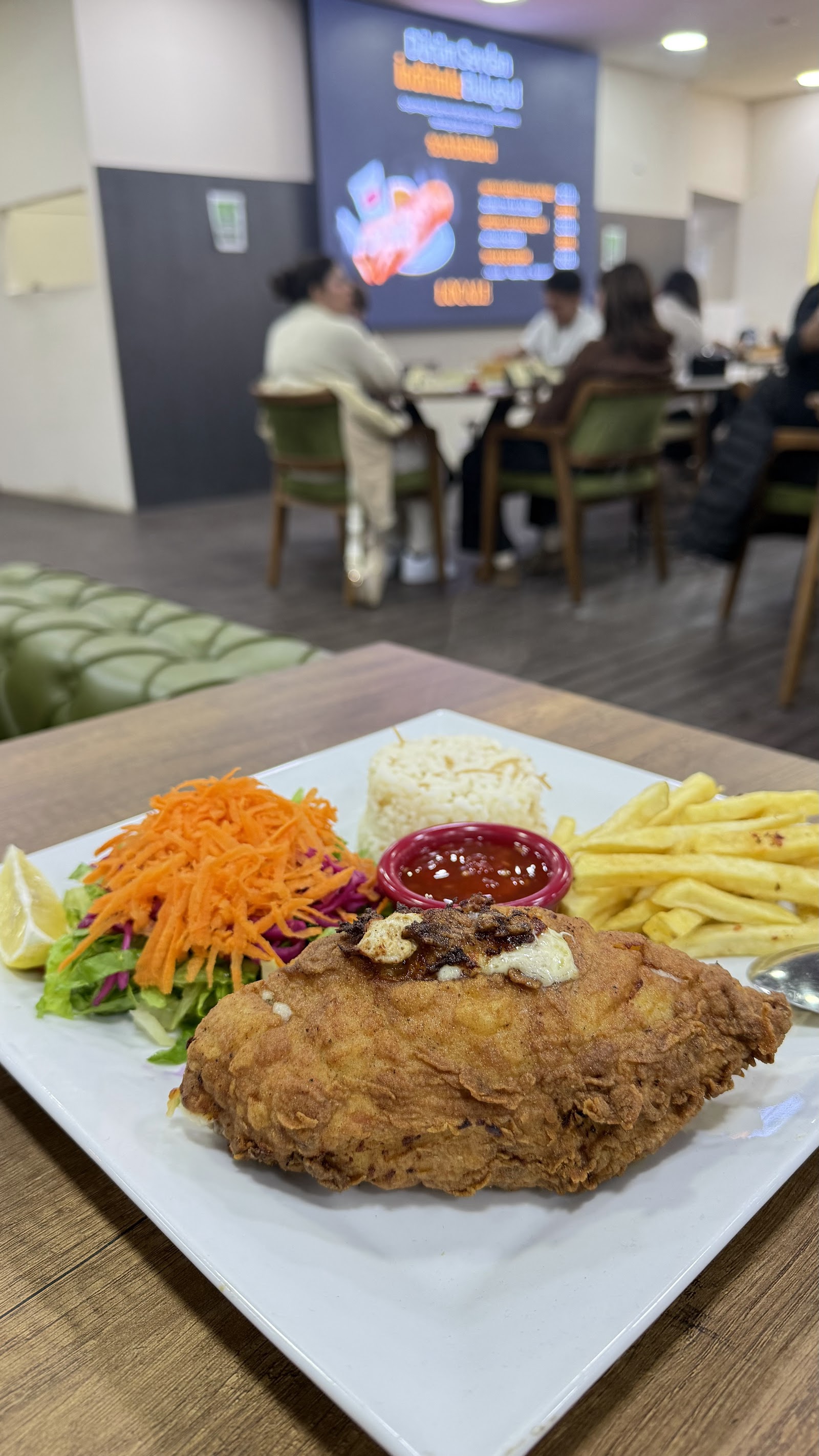 LOCALE mekanı
