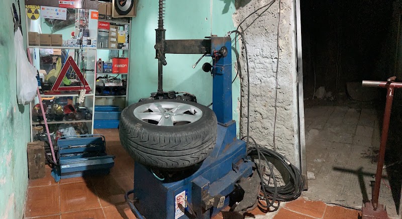 Foto de CHICKSUSPENSOUND Auto Peças & Acessório Som E Borracharia