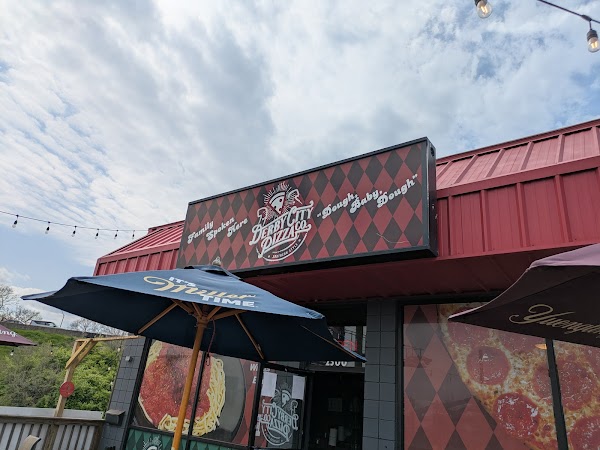 Photo by Alex Stigall