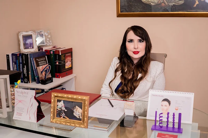 Foto de Dra. Ana Carolina Lage - Dermatologista