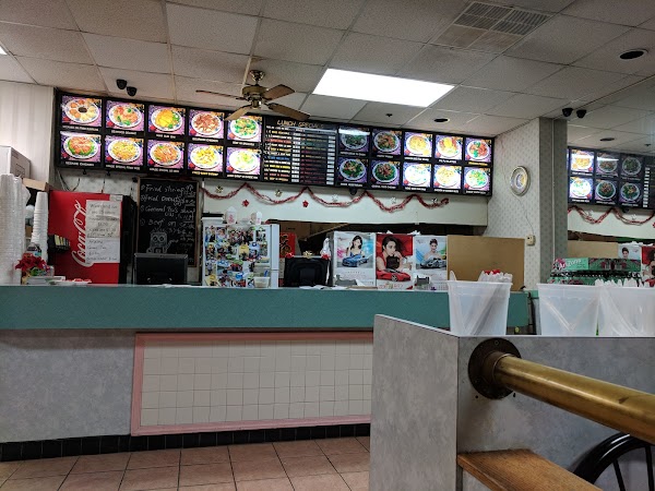 Photo by Carlos Imperial