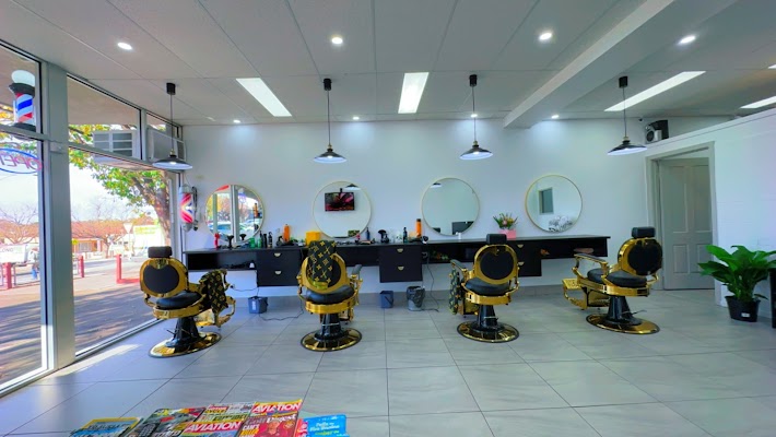 Star cuts barber shop photo 3