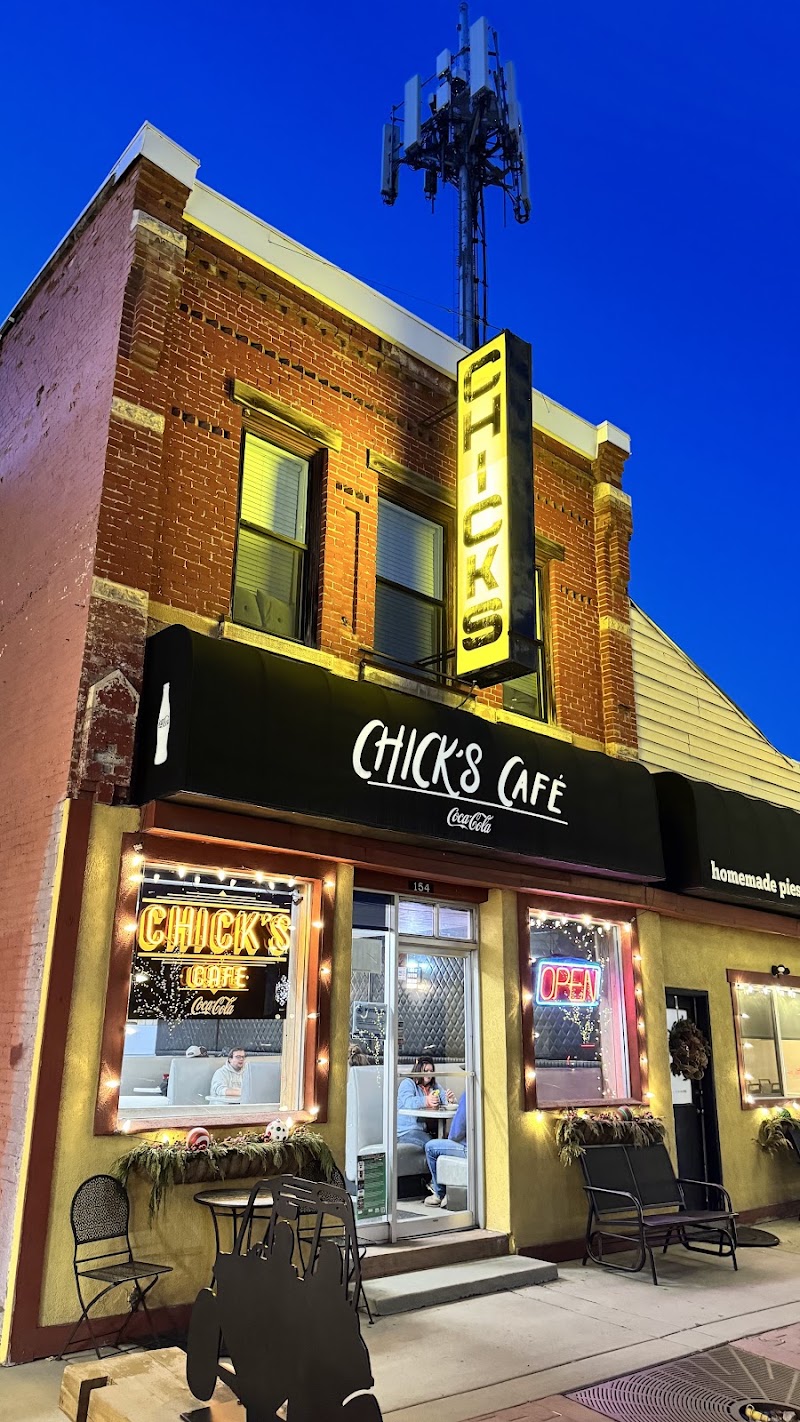 Chick's Café photo 4
