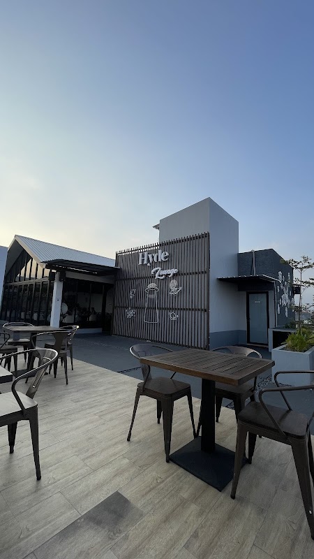 Hyde Cafe (Rooftop Trix House)