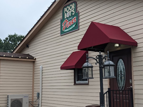 Poor Boy’s Diner