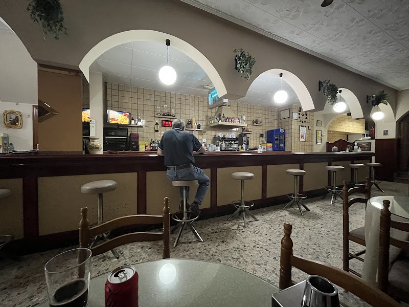 Cafe Bar Hamburguesería 129 photo 1